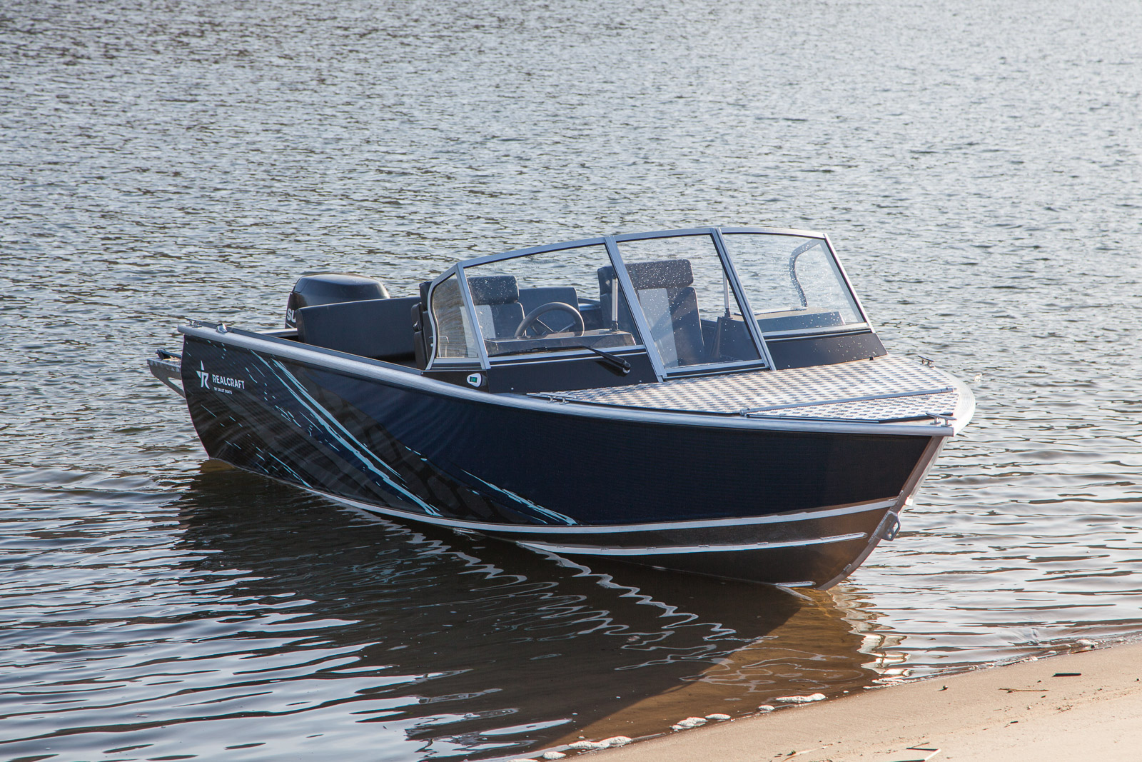 Лодка алюминиевая Realcraft 510 BowDeck Transformer