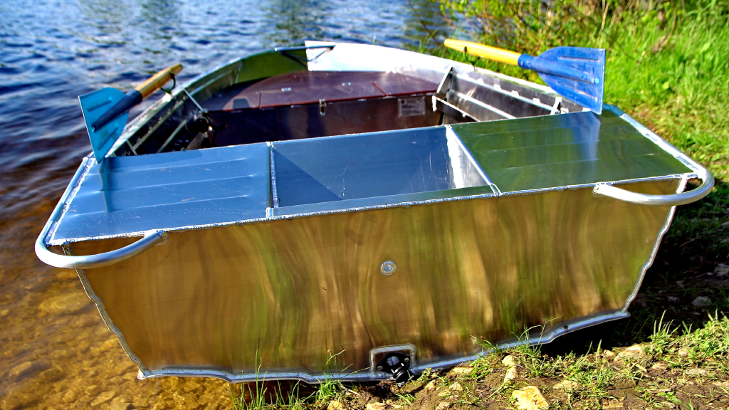 Лодка алюминиевая Тактика 320