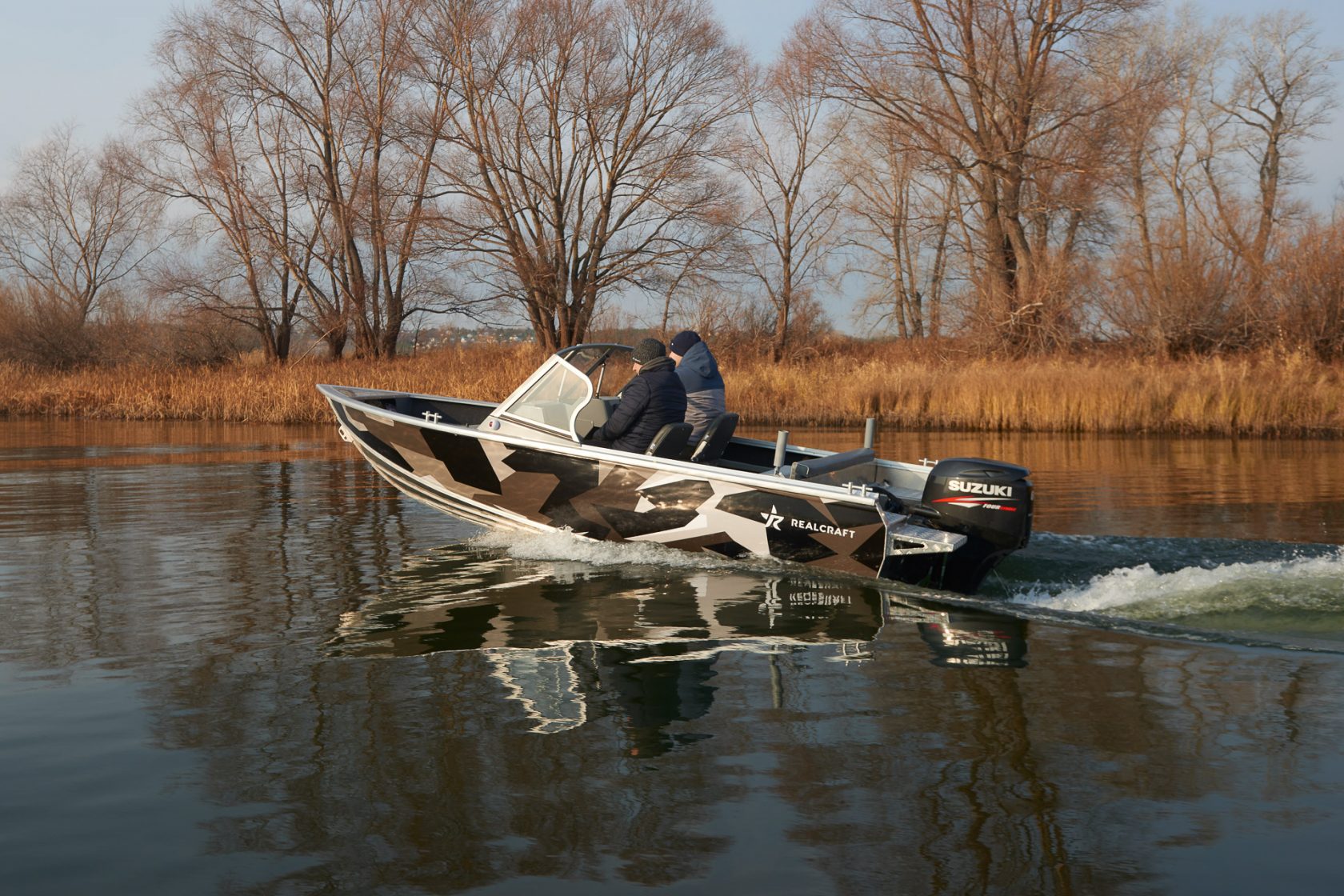 Лодка алюминиевая Realcraft 460